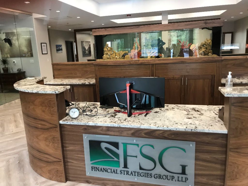Desk at Financial Strategies Group, LLP in Crystal Lake, Illinois