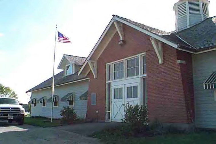 Exterior of Hickory Creek Farms City of McHenry, Illinois